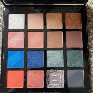 L.A. Girl Pro Artistry 12-Color Eyeshadow Palette